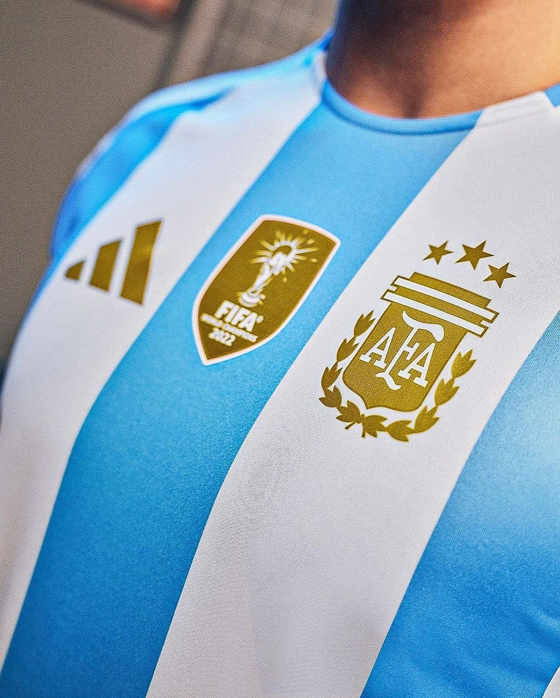 Camisa Seleção Argentina Home 2024/25 + Patch Campeão - Branca e Azul