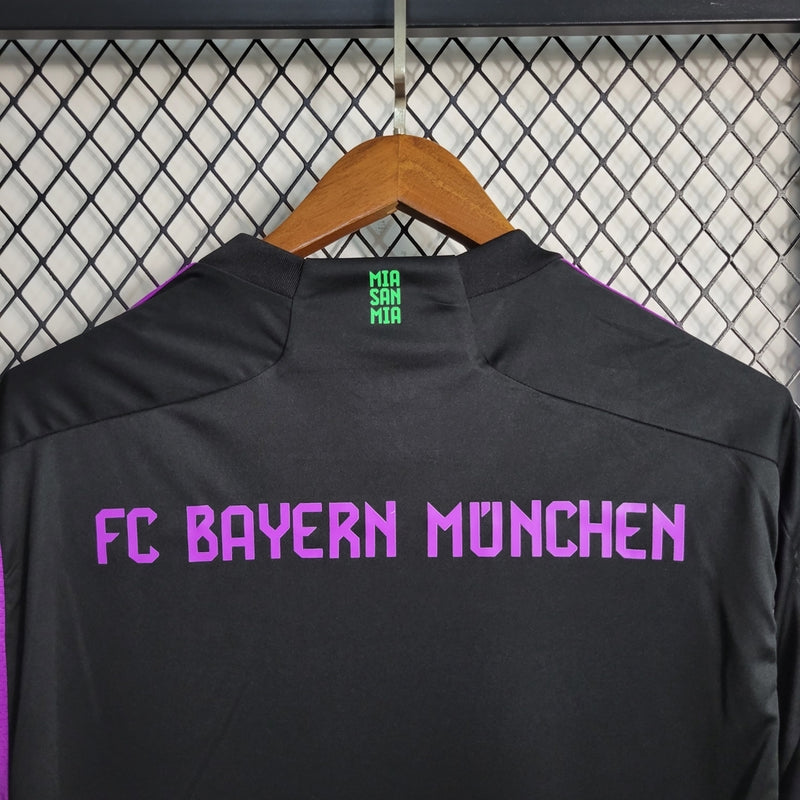 Bayern de Munique II 2023/24 Torcedor