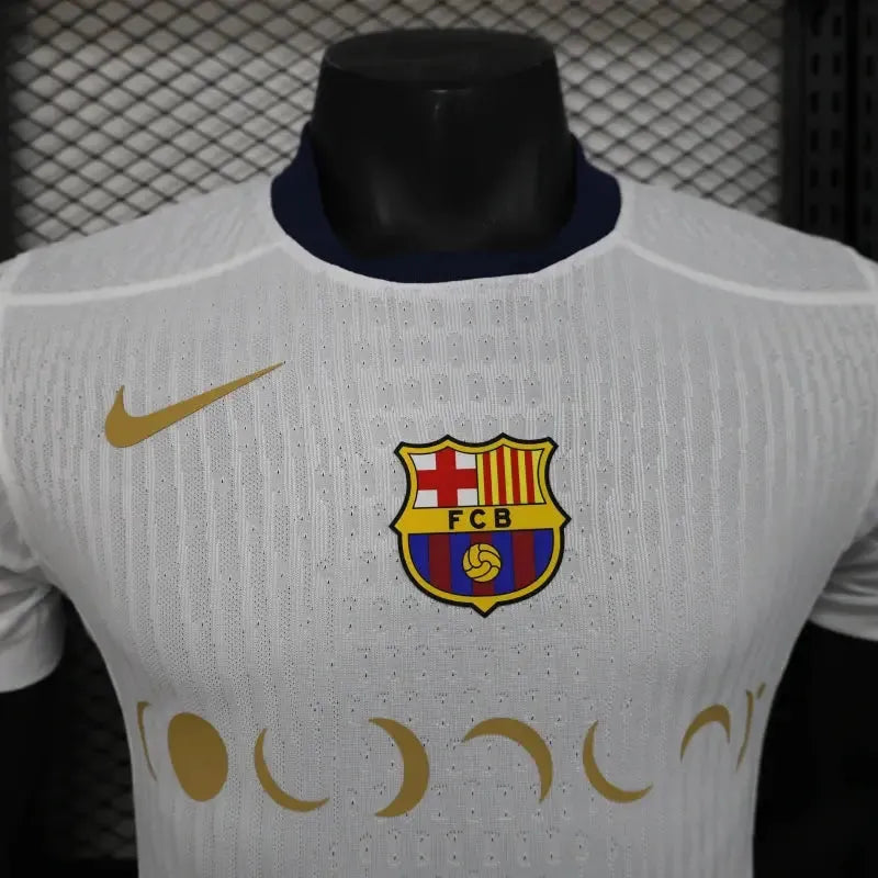 Camisa Barcelona COLDPLAY 25/26 - Jogador Masculina Branca
