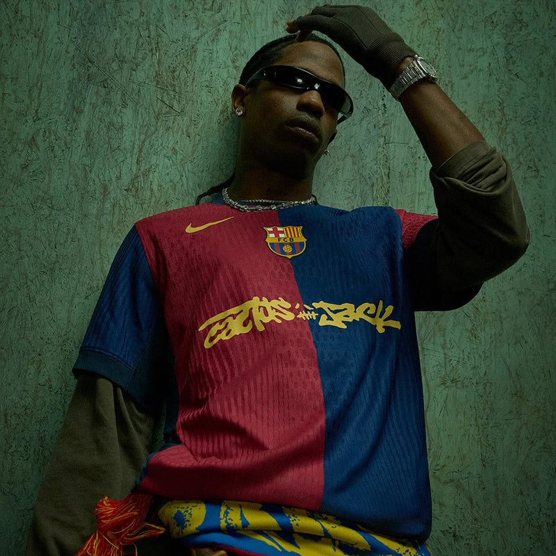 Camisa Barcelona TRAVIS SCOTT Home 24/25 - Torcedor Masculina