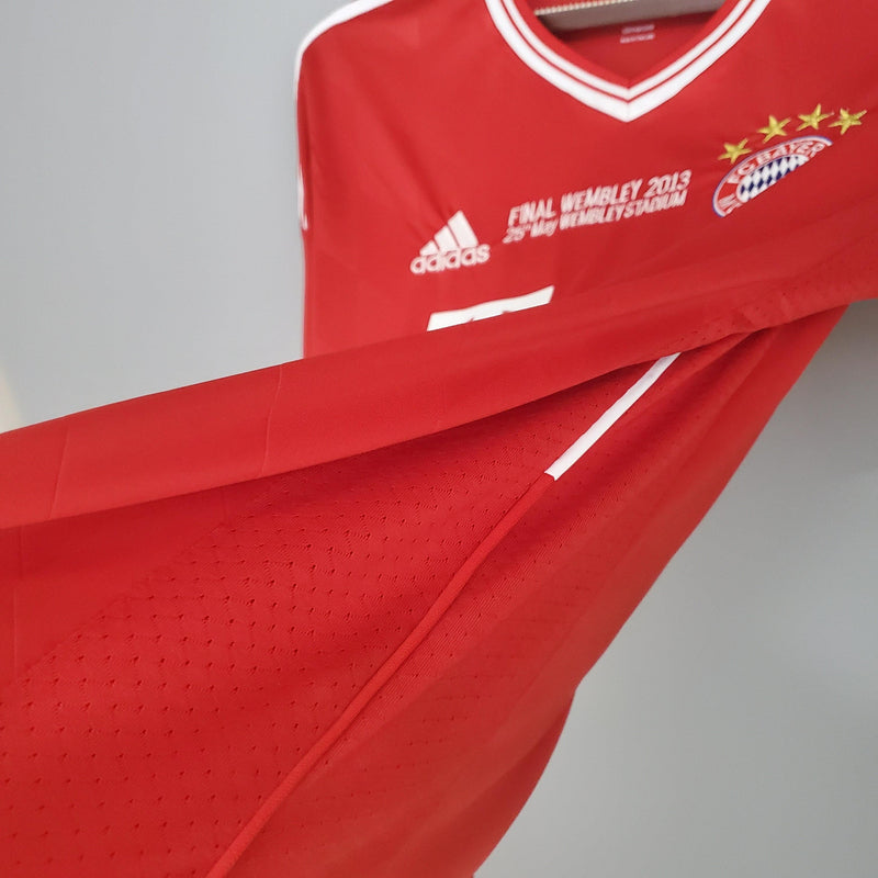 Camisa Retrô Bayern de Munique 2013/14 Home Champions League Edition - ResPeita Sports