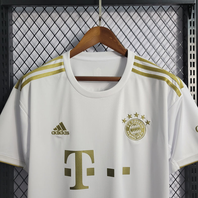 CAMISA DO BAYERN MUNCHEM 22/23 BRANCO